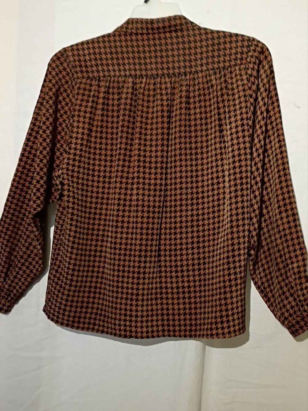 Vintage Tailored Houndstooth Blouse, Oversized, Covered Buttons, Sz 12, NWOT - Picture 8 of 12